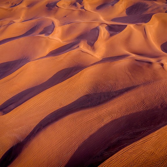 bird-s-eye-view-of-desert-1509582.jpg